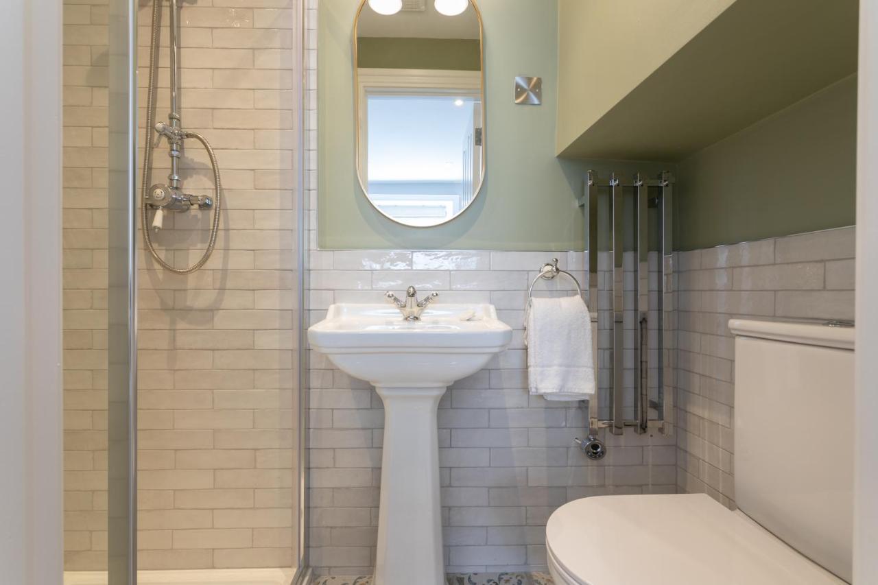 Number 31 Boutique Townhouse Hotell Galway Exteriör bild