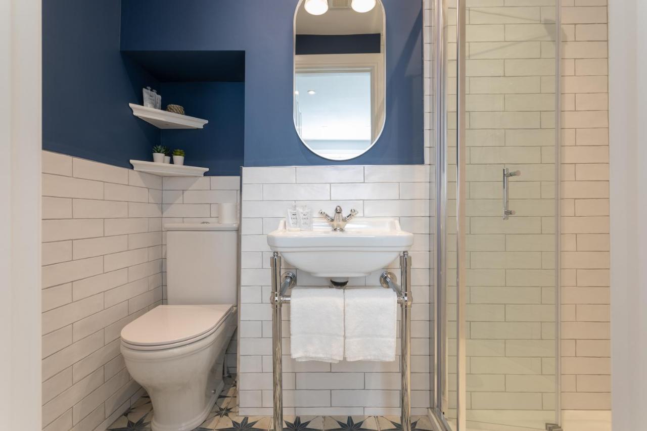 Number 31 Boutique Townhouse Hotell Galway Exteriör bild