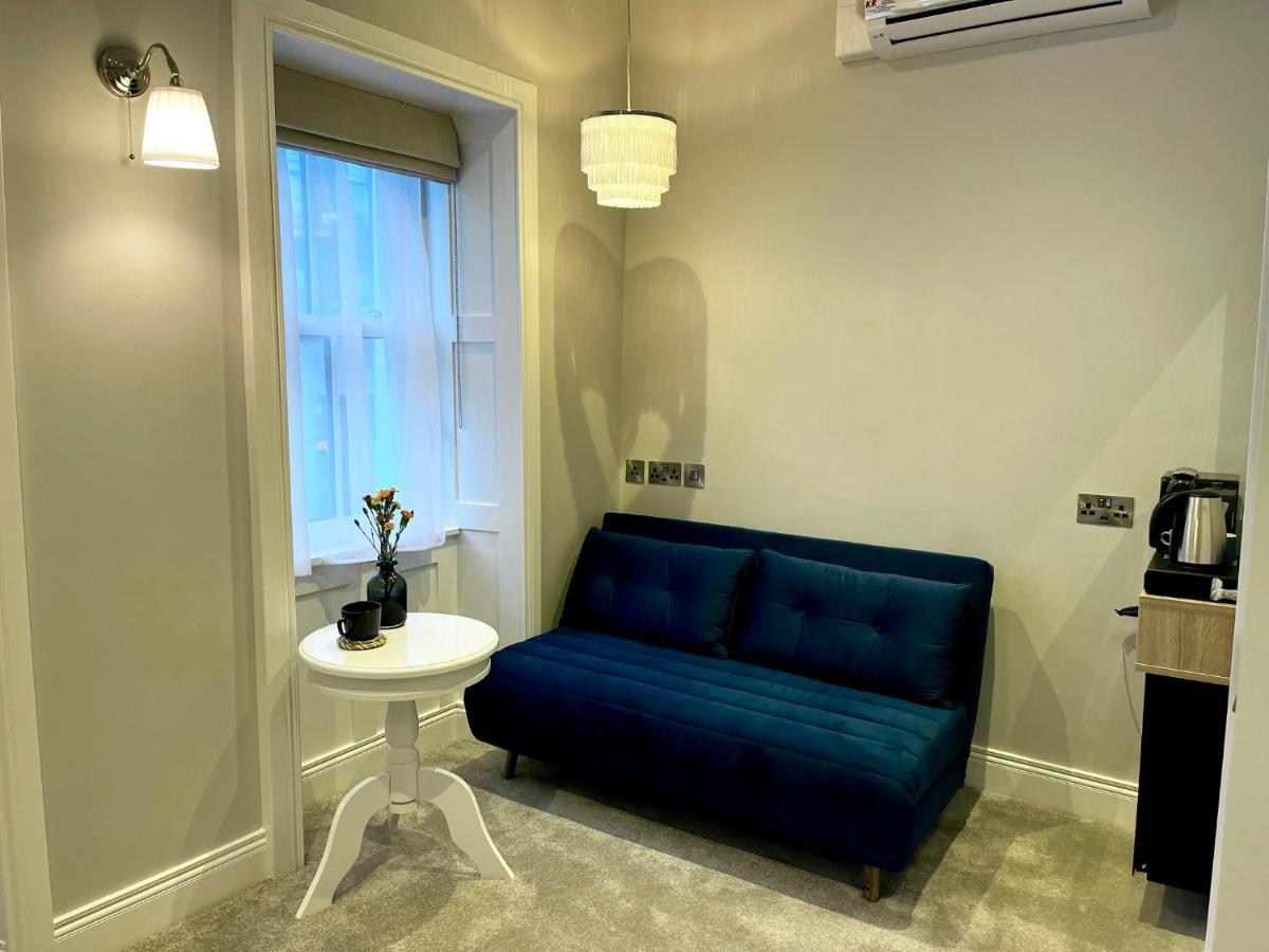 Number 31 Boutique Townhouse Hotell Galway Exteriör bild