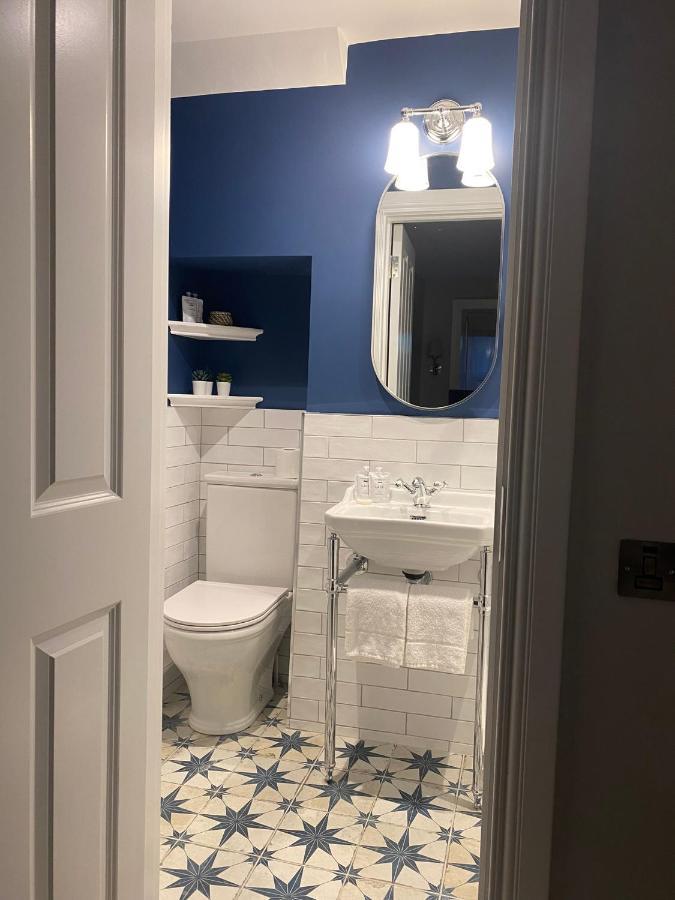 Number 31 Boutique Townhouse Hotell Galway Exteriör bild