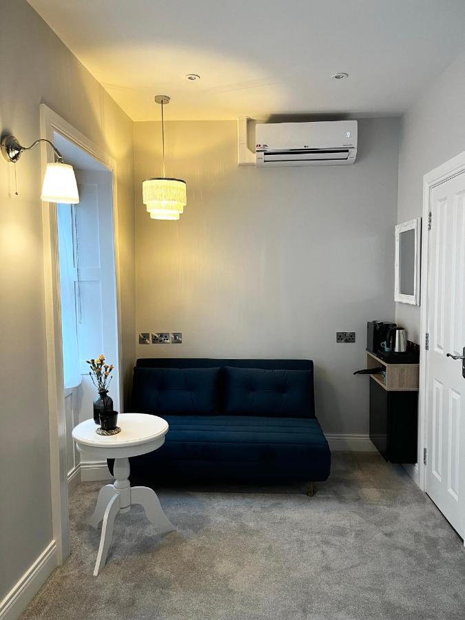 Number 31 Boutique Townhouse Hotell Galway Exteriör bild